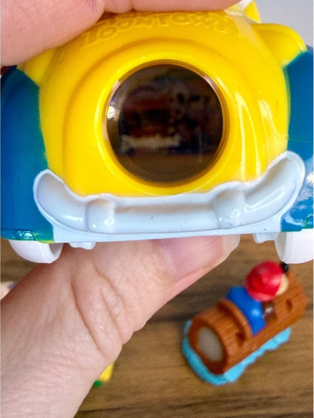 Vintage 1995 McDonald's Disneyland Adventures Happy Meal Toys Splash Mountain